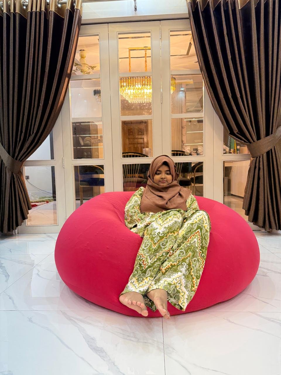 Gummy Bean Bag XXL Radical Red - Image 2